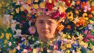 Florence Pugh in Midsommar (Image via Amazon Prime Video)