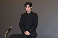 Kim Soo-hyun Press Conference (Image via Getty/Han Myung-Gu/WireImage)