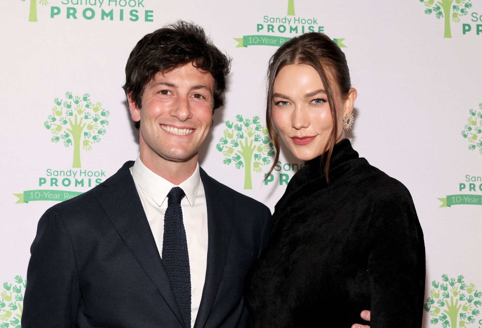 Joshua Kushner &amp; Karlie Kloss (Image via Getty)