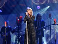 2010 American Music Awards - Inside - Source: Getty