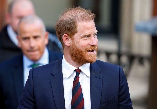 Prince Harry reportedly spoke to Princess Diana's brother about changing  his family name to Spencer