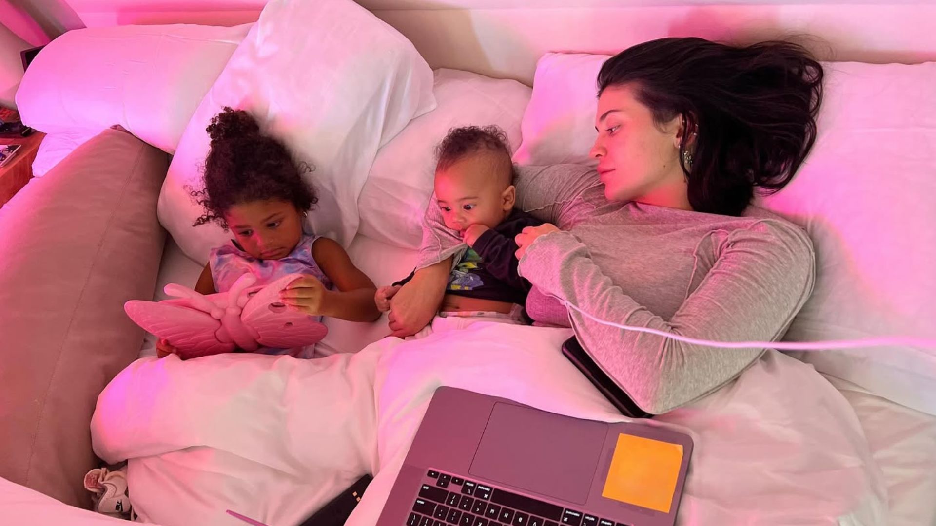 Kylie Jenner with her kids (Image via Instagram@kyliejenner)