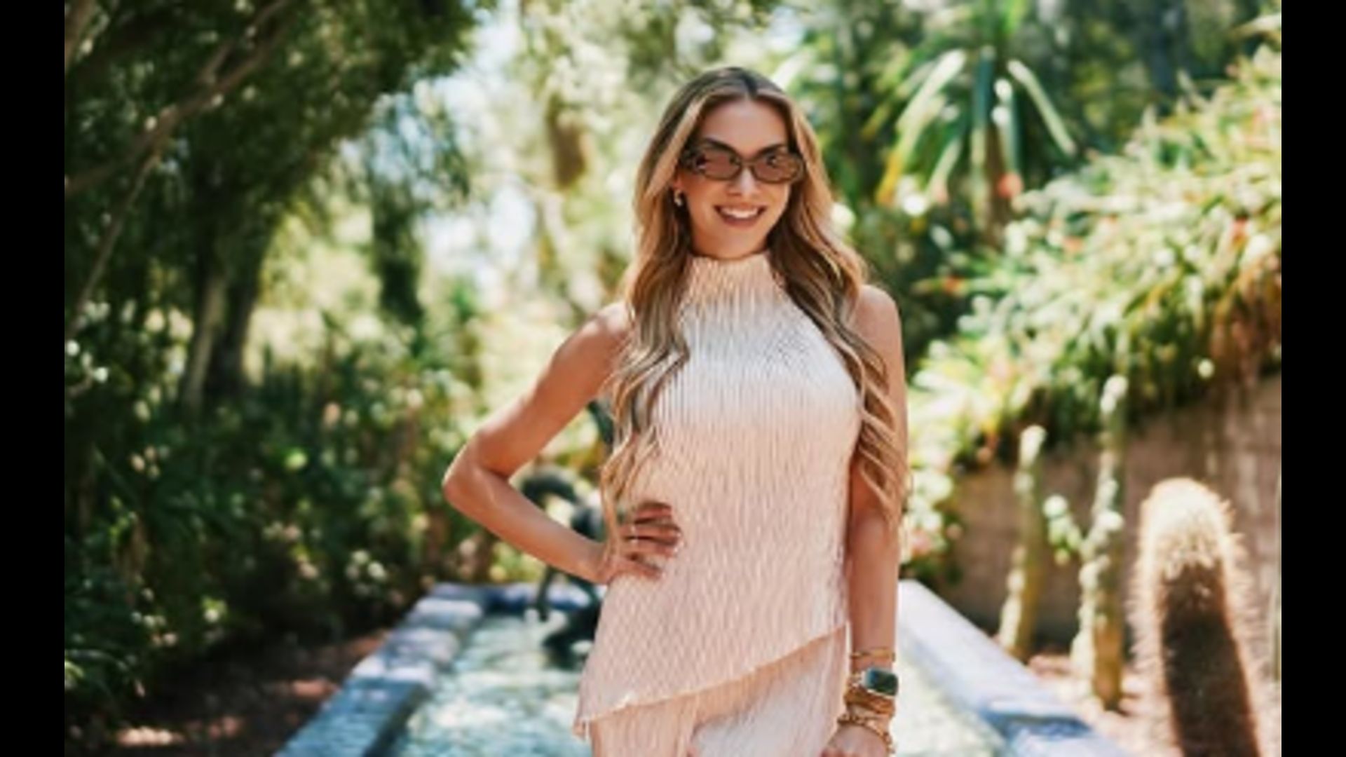 Allison Holker is a proffessional American dancer (Image Via Instagram/@allisonholker)