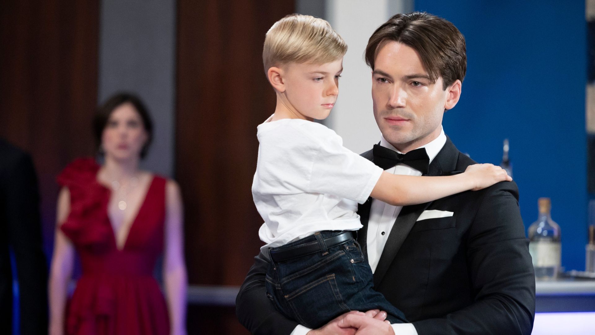 Willow (Katelyn MacMullen) watched helplessly as Michael (Rory Gibson) walked off with Wiley (Viron Weaver) on General Hospital | Image: Disney/Christine Bartolucci