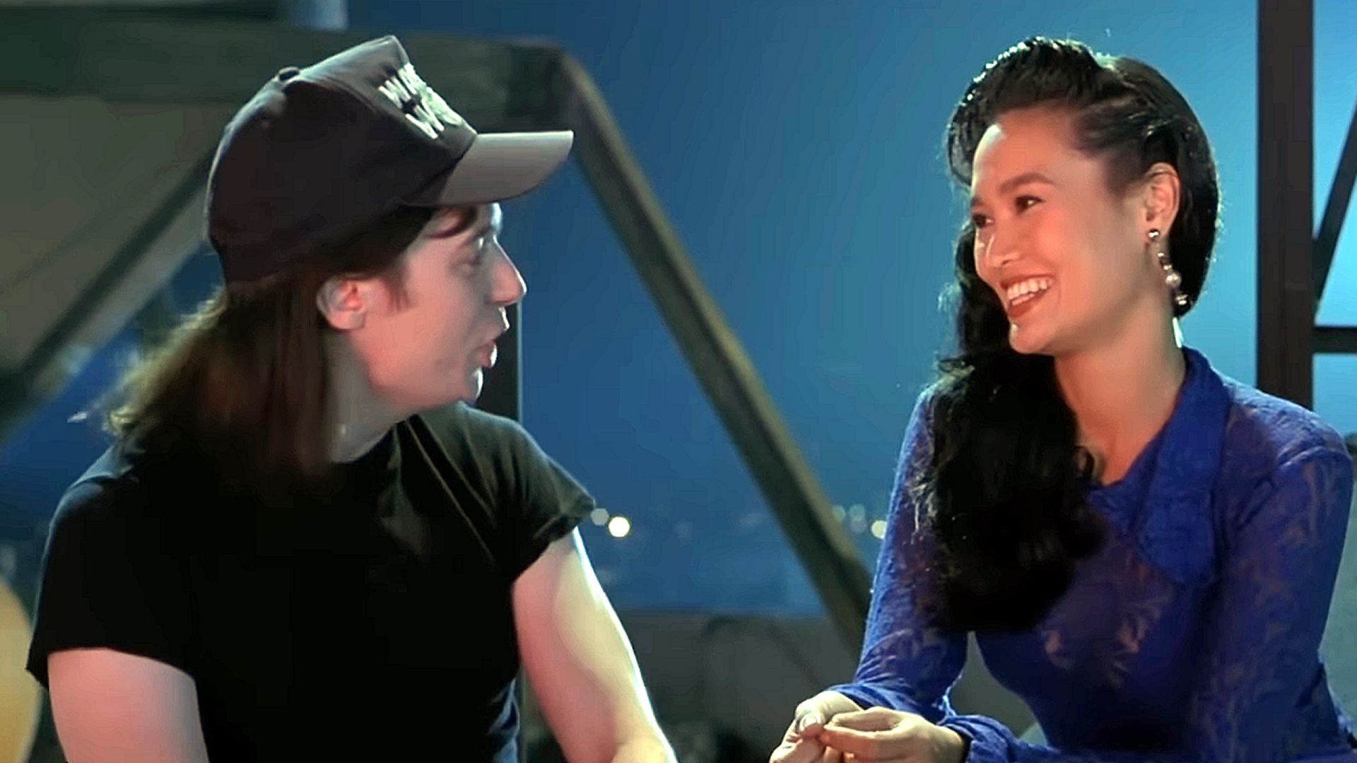 Wayne&#039;s World&#039;s Mike Meyers and Tia Carrere. | Image Source: YouTube
