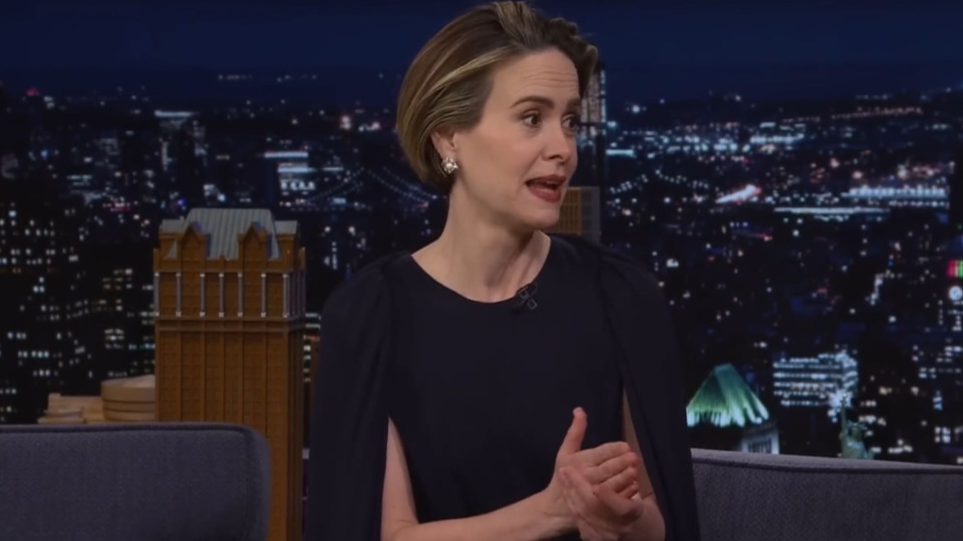 Sarah Paulson plays Michelle Berzatto in The Bear (Image Via YouTube/@The Tonight Show Starring Jimmy Fallon)