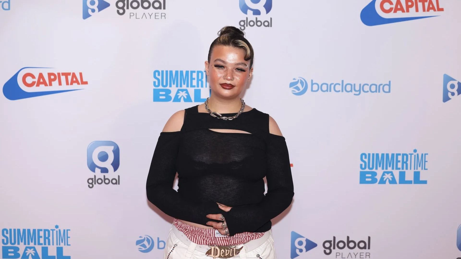 Lola Young attends the Capital Summertime Ball 2025 - Source: Getty
