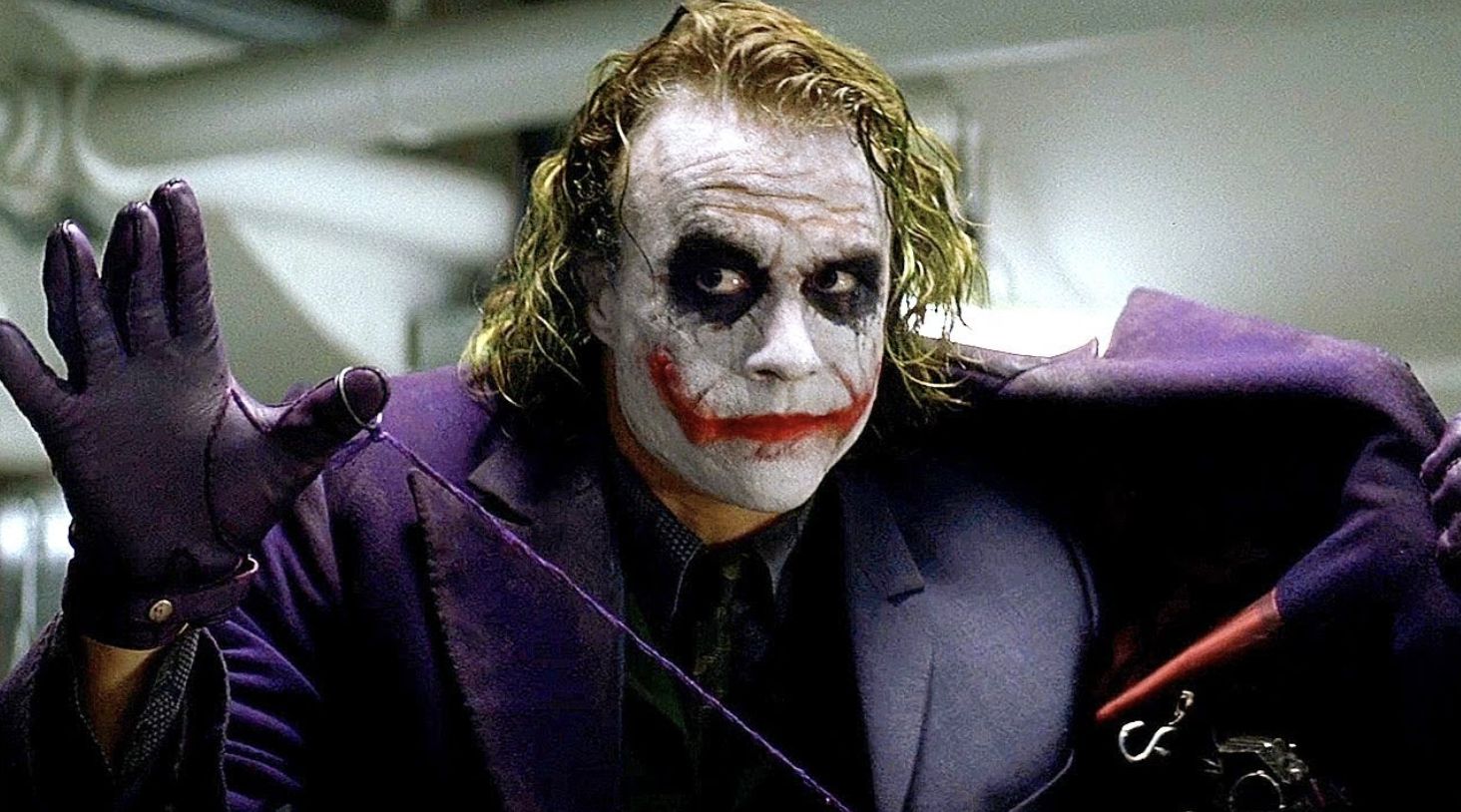 The Dark Knight (Image via Warner Bros)
