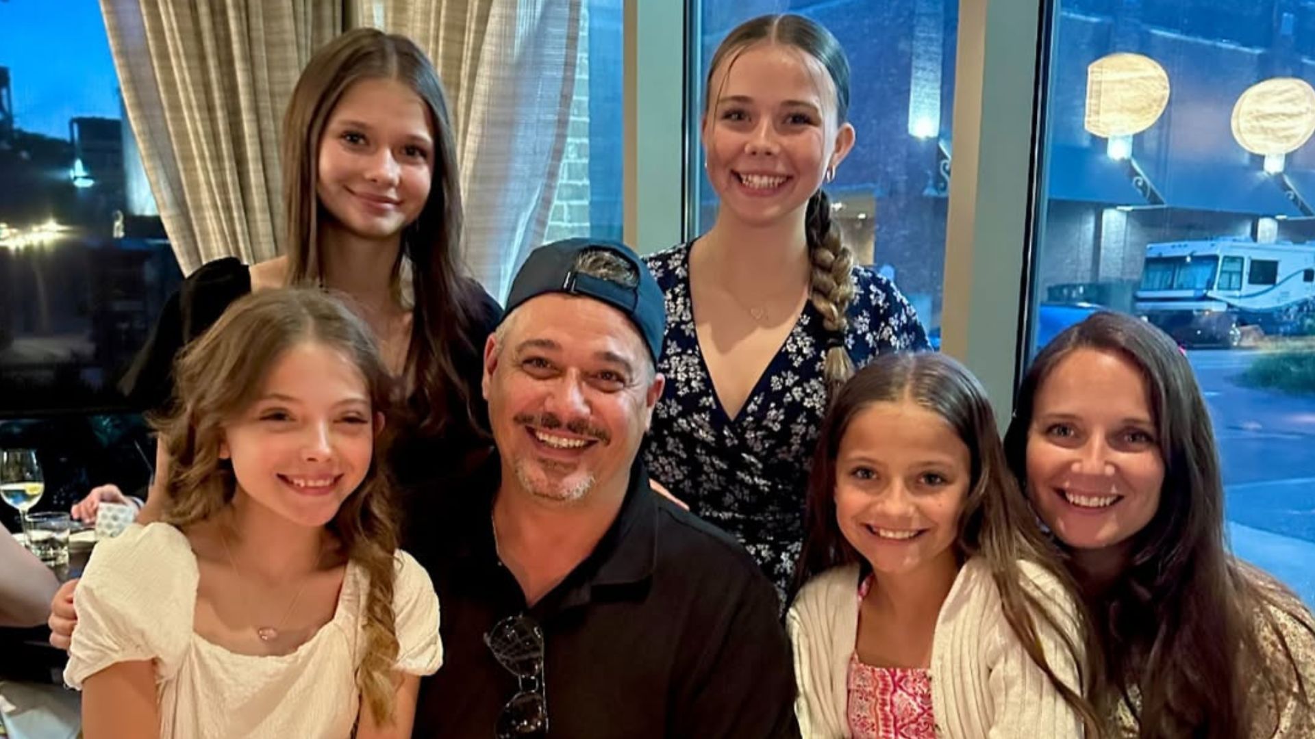 Boston Rob with wife &amp; kids - Source: Instagram/@bostonrobmariano