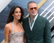 Ines de Ramon and Brad Pitt (Image via Getty)