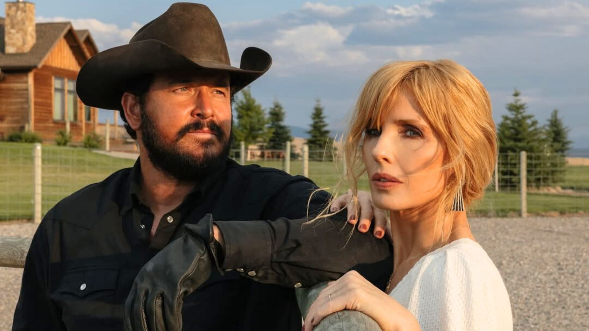 Cole Hauser and Kelly Reilly in Yellowstone | Image via Instagram: yellowstone