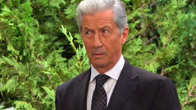 Shane looked nervous when he saw Cat | Image: Peacock