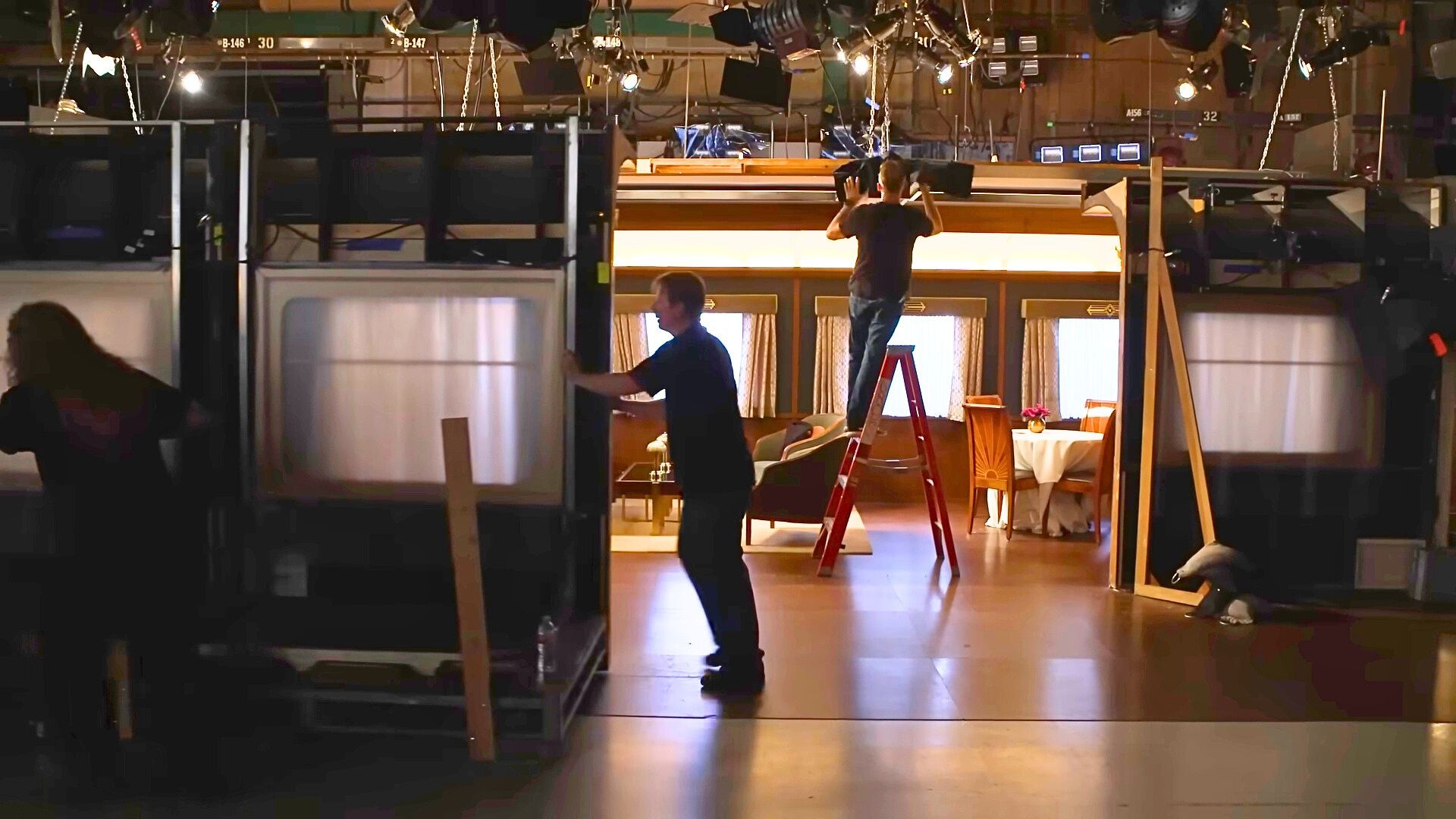Behing the scenes of The Young and the Restless | Image: YouTube
