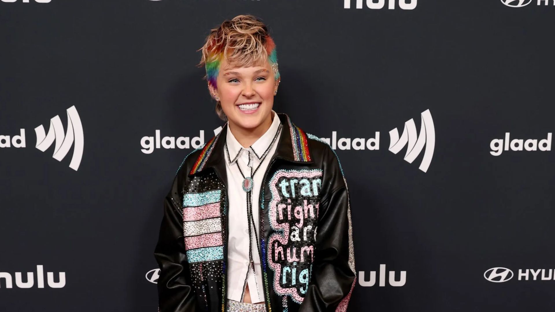 JoJo Siwa - Source: Photo by Frazer Harrison/Getty Images