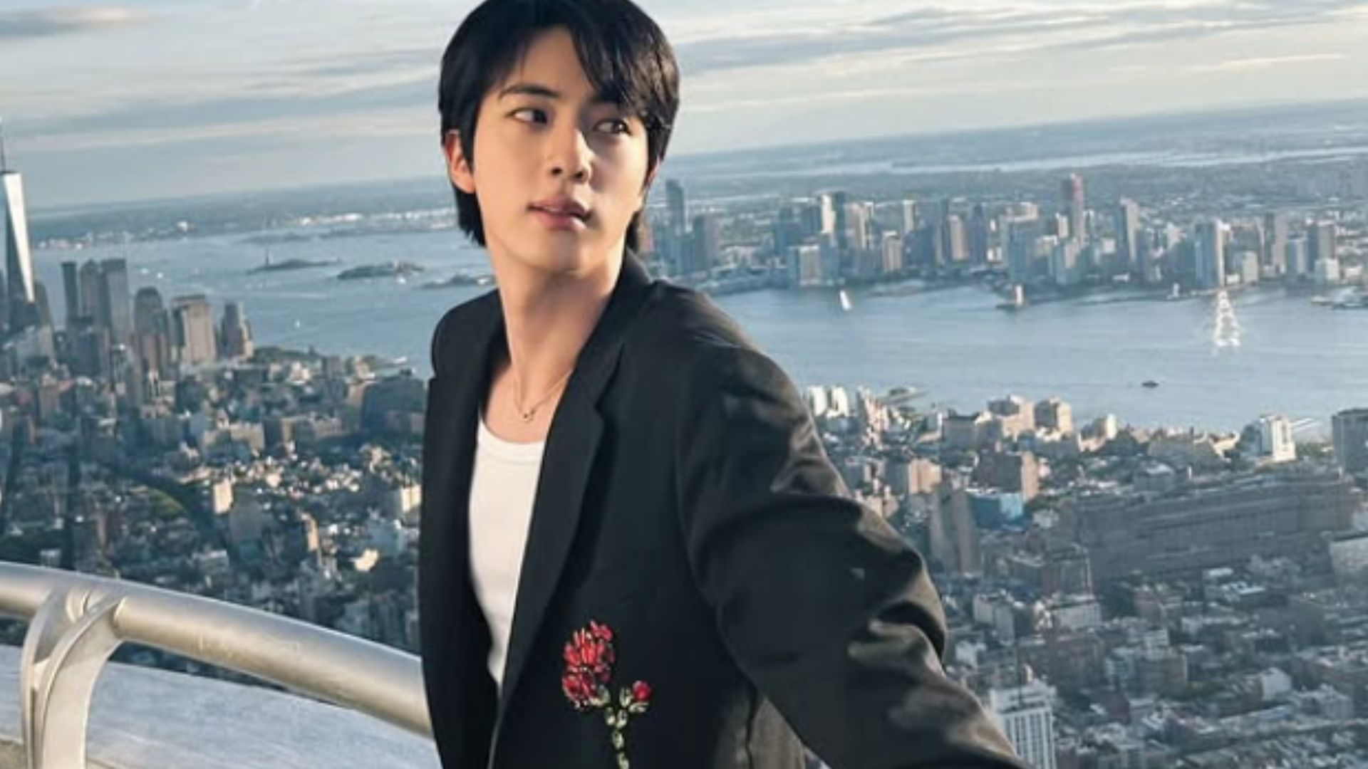  BTS&rsquo; Jin&rsquo;s solo tour #RUNSEOKJIN_EP.TOUR