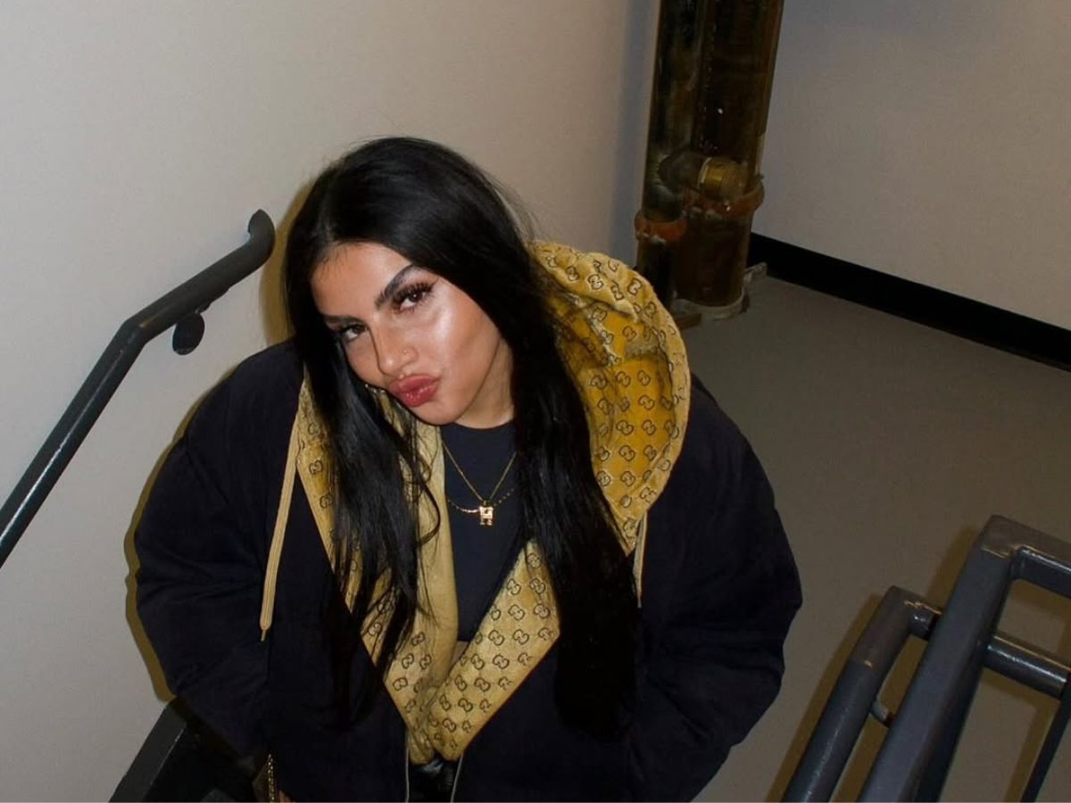 Huda Mustafa from Love Island USA. Image Source: Instagram /@hudabubbaaa