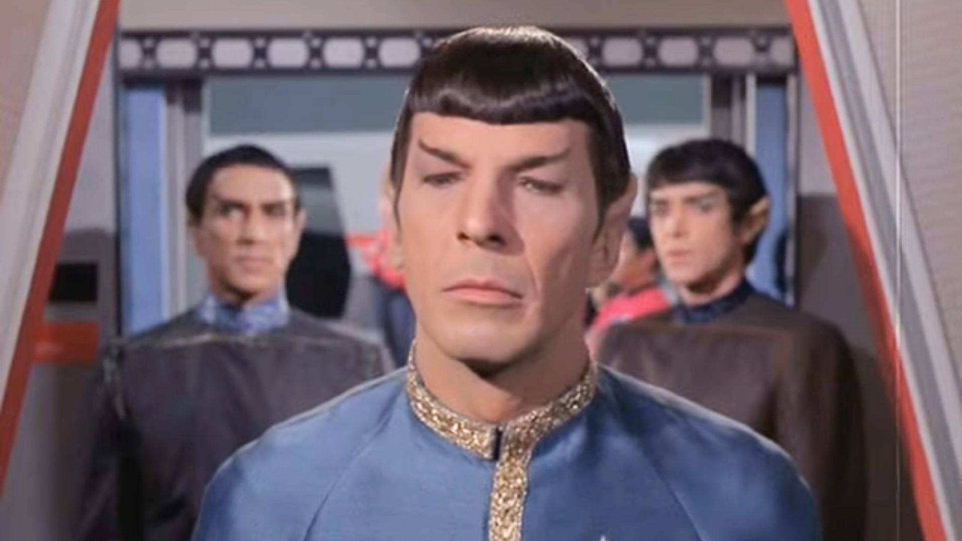 Leonard Nimoy in Star Trek: The Original Series | Image via Paramount Television