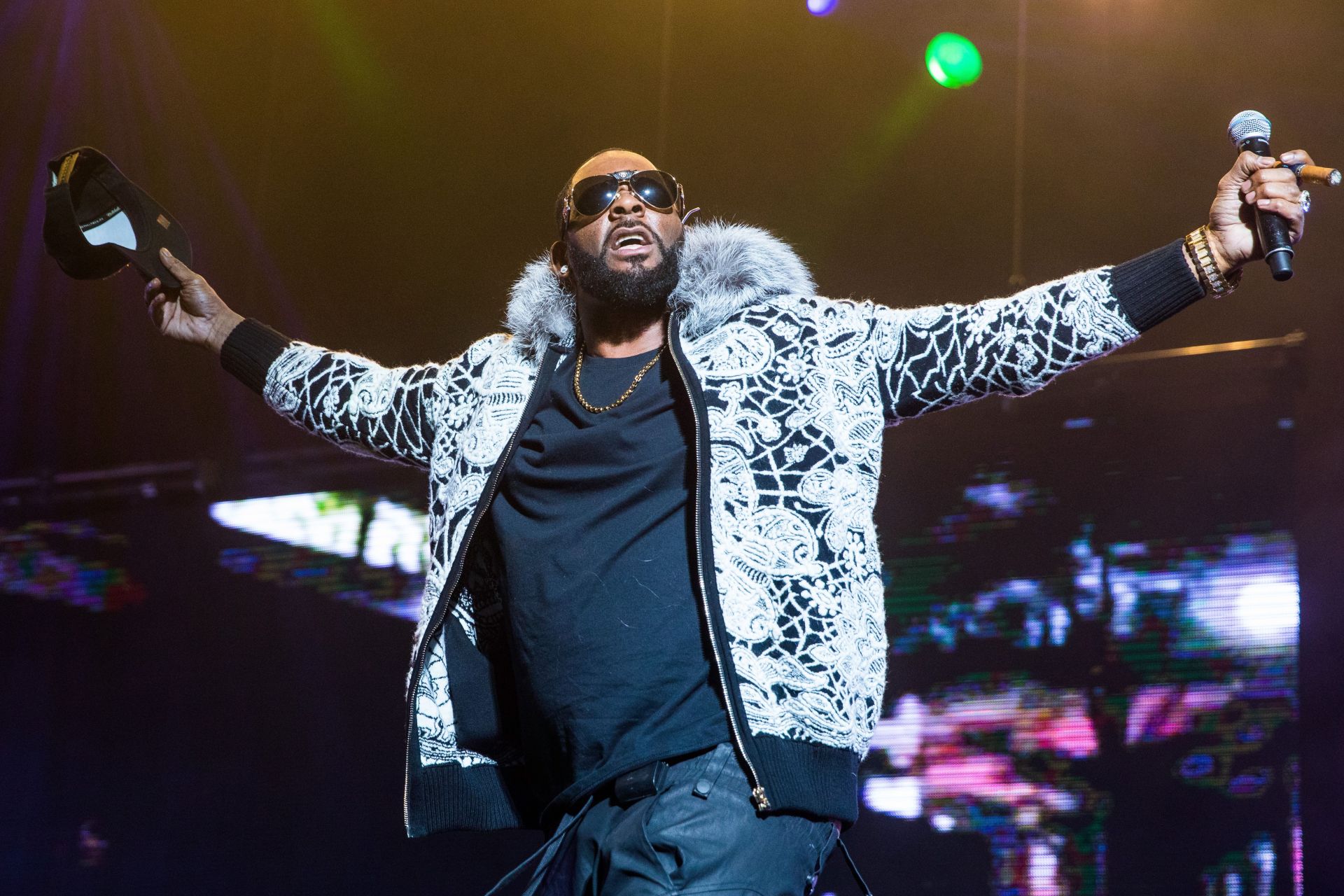 R Kelly In Concert - Detroit, MI - Source: Getty