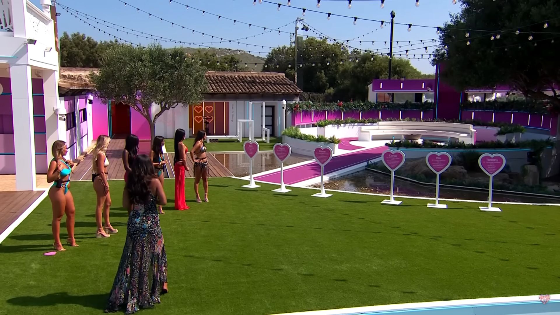 Love Island UK villa (Image via YouTube/ @LoveIsland)