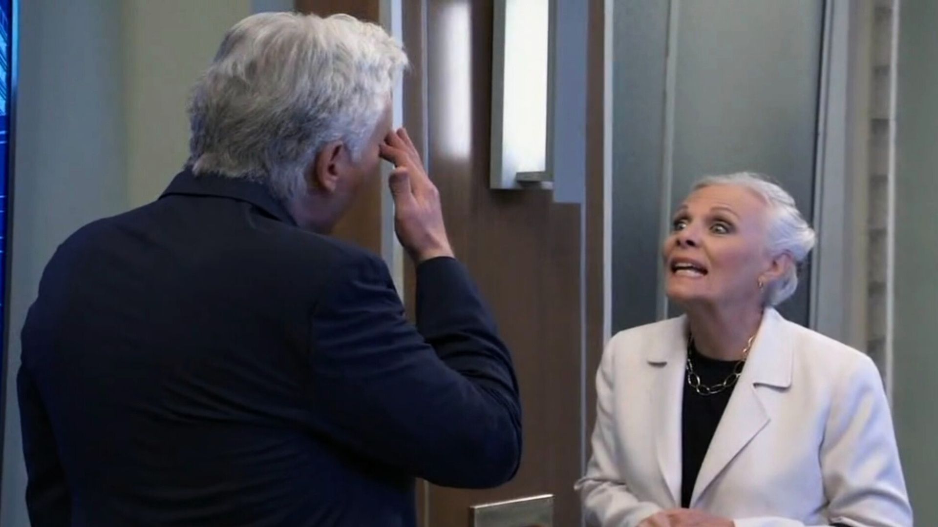 Tracy and Martin continue to spar at the hospital on General Hospital | Image: ABC|