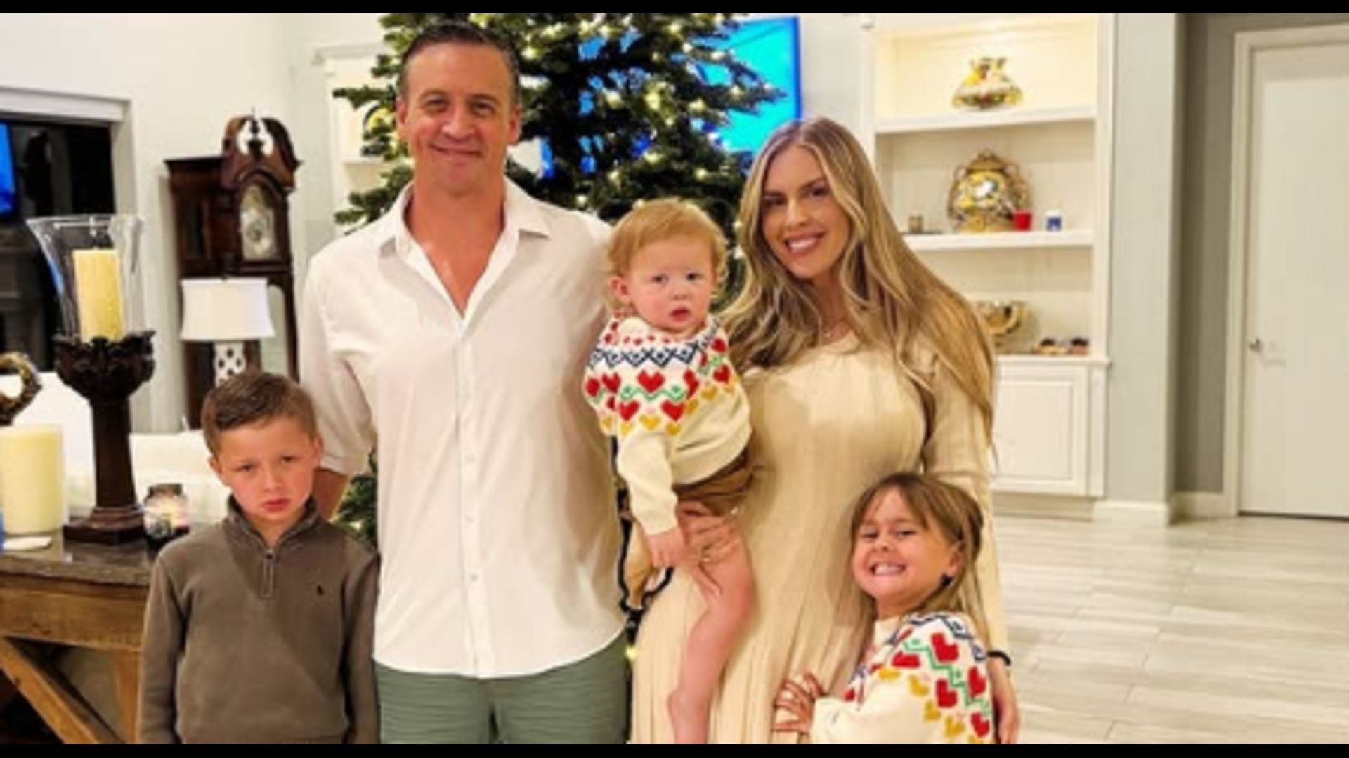 Ryan Lochte with his ex-wife Kayla Reid and children (Image Via Instagram/@ryanlochte)