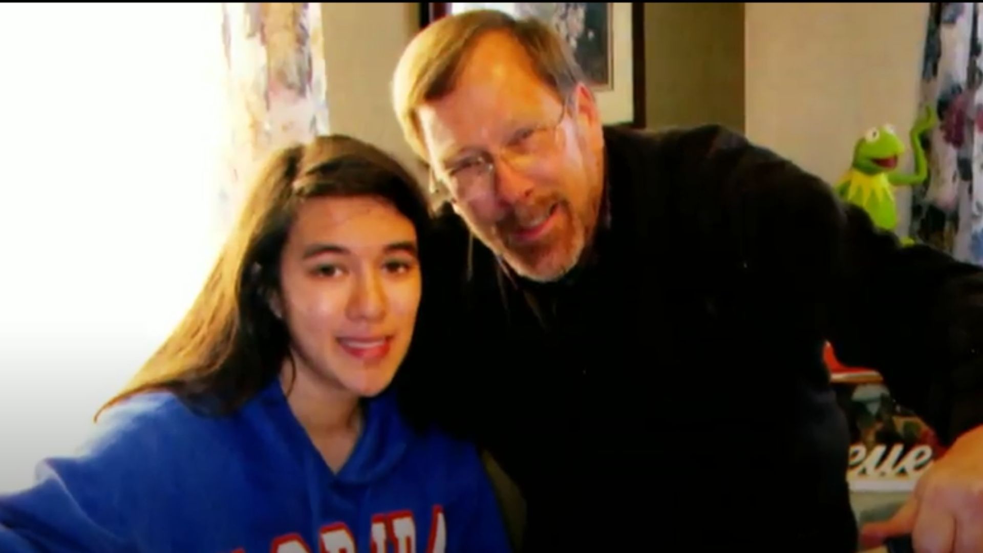 Sarah with her father (Image via NBC)
