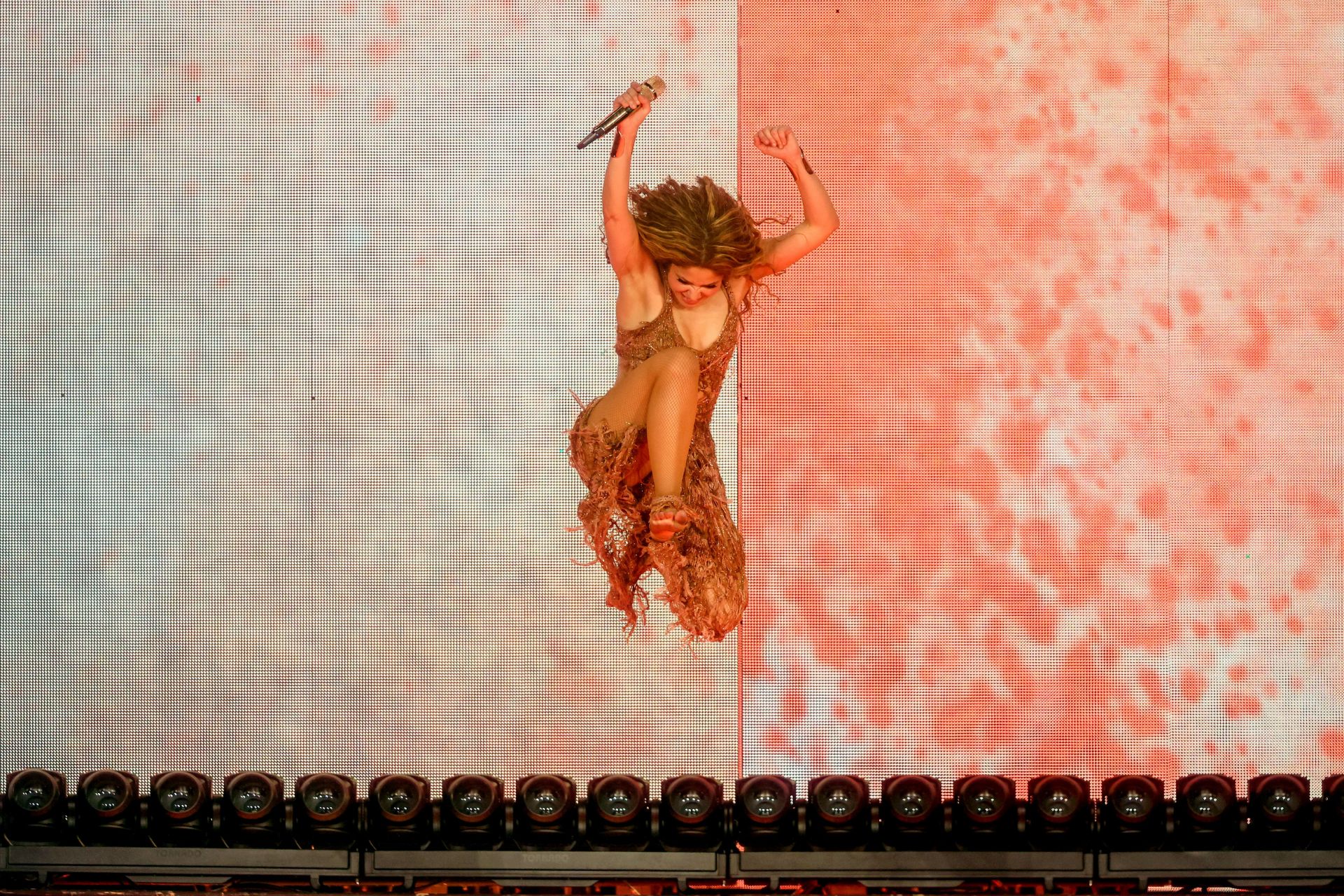 Shakira: Las Mujeres Ya No Lloran World Tour - Miami - Source: Getty