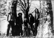 Photo of Ian HUNTER and Dale GRIFFIN and Pete Overend WATTS and Mick RALPHS and Ian HUNTER and MOTT THE HOOPLE and Verden ALLEN - Source: Getty