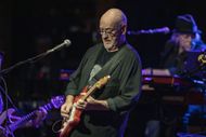 Dave Mason in concert, Solana Beach (Image via Getty)