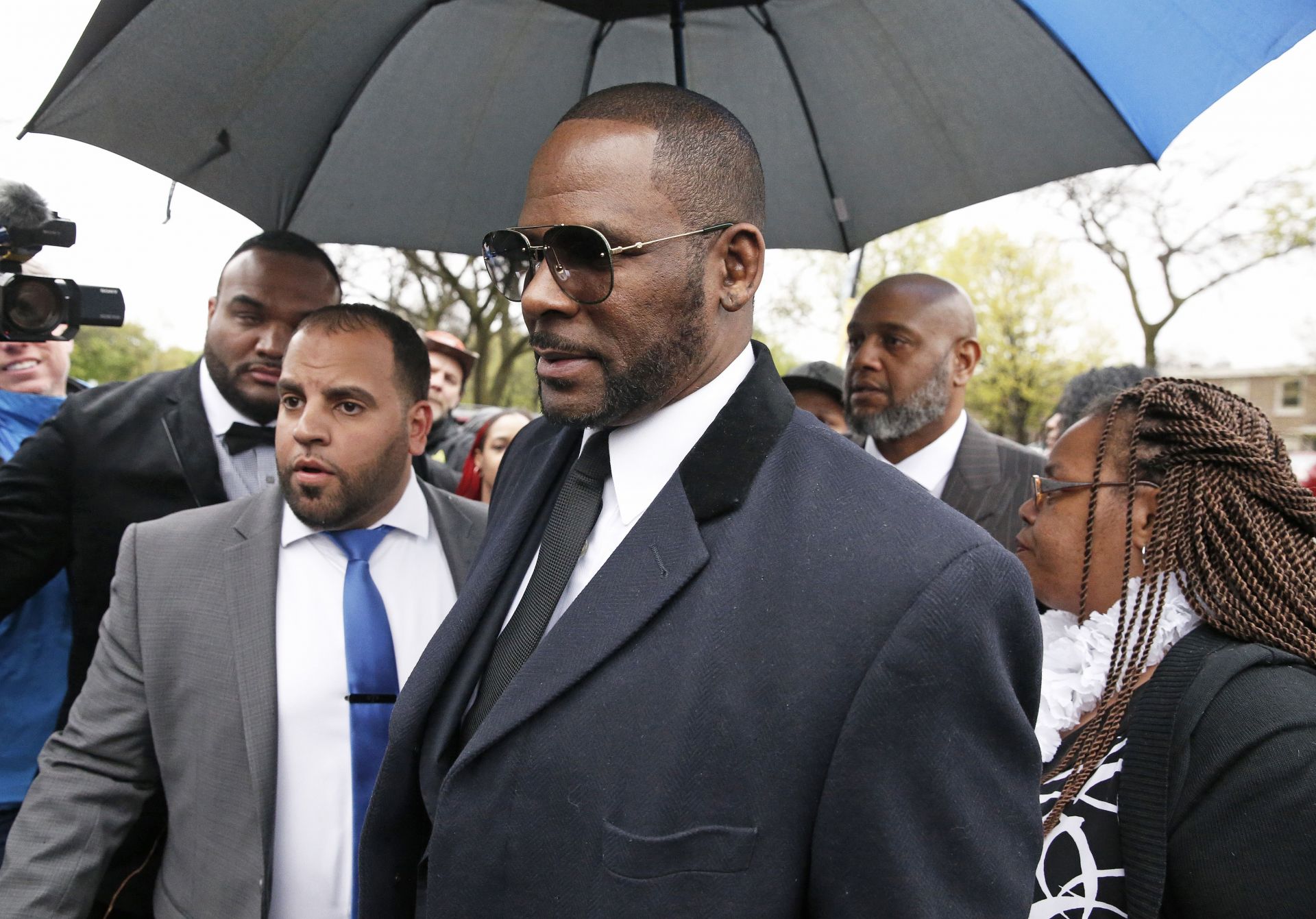 R. Kelly Returns To Court For Hearing On Sex Abuse Allegations - Source: Getty