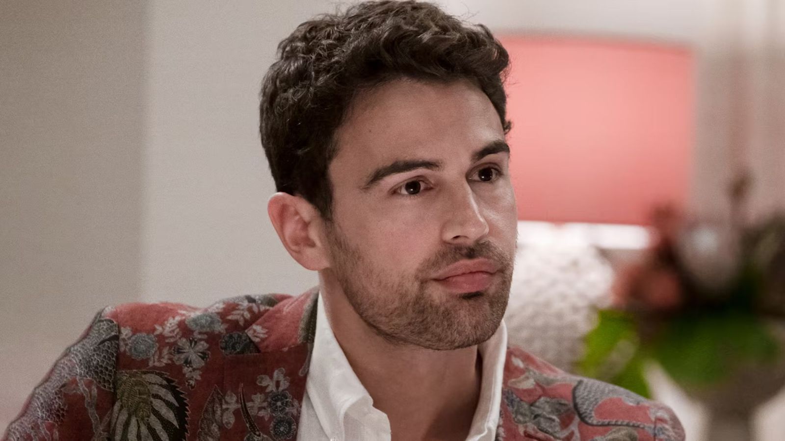10 best Theo James movies and TV shows, ranked