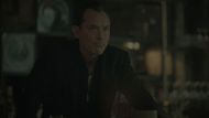 Jude Law as Jake Friedken (Image via Netflix)