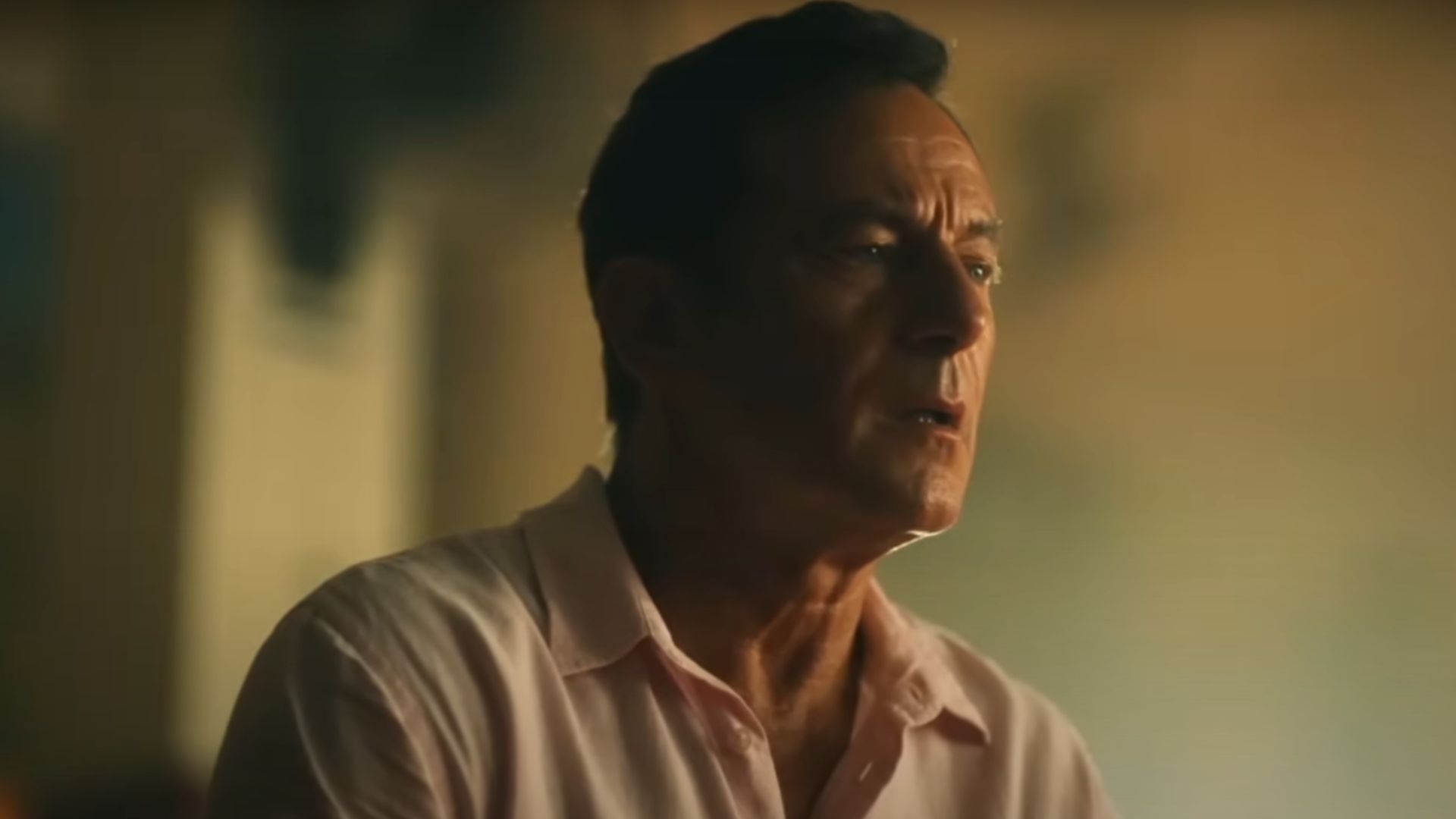 Jason Isaacs has revealed the salary of The White Lotus Season 3 cast (Image via HBO)