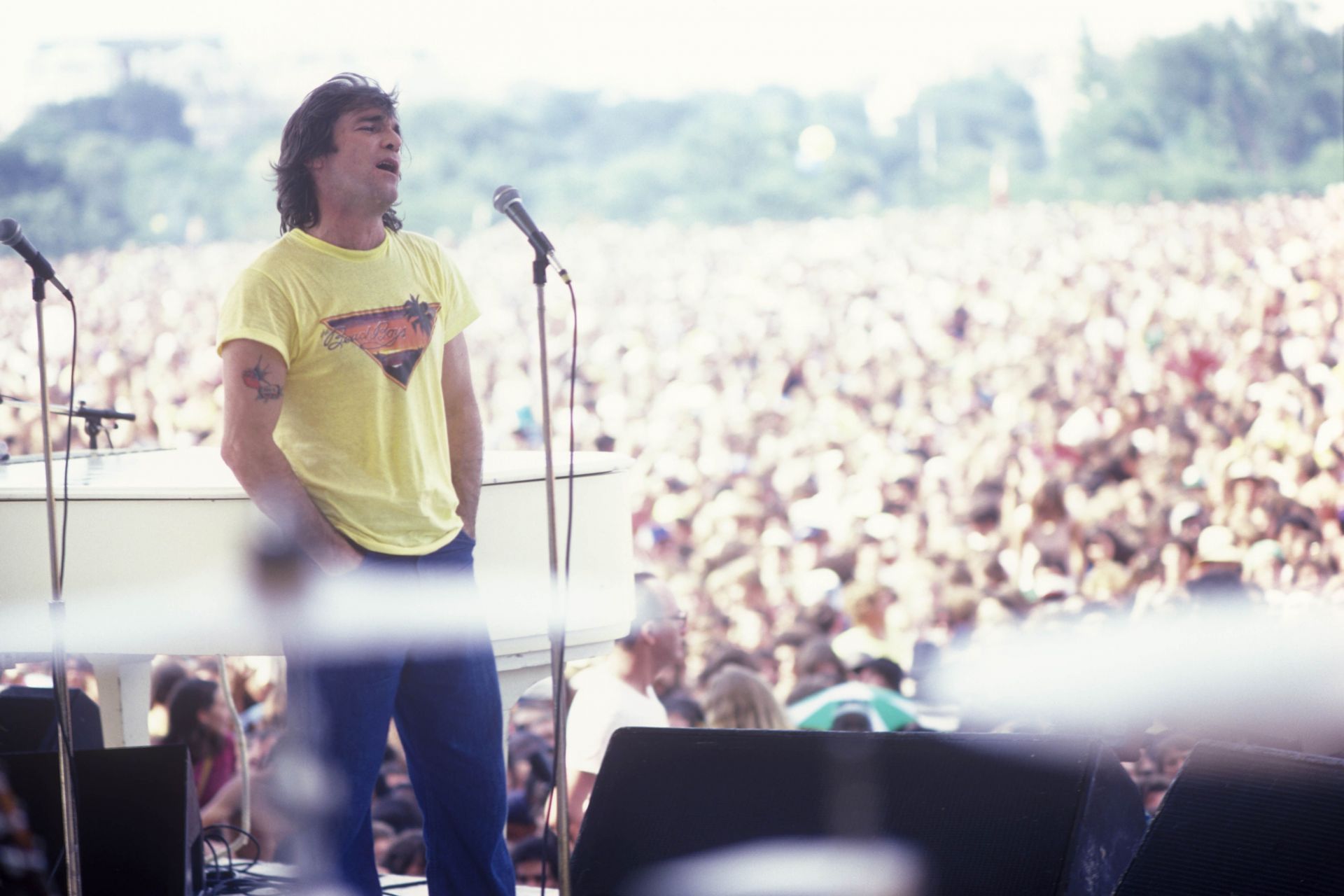 Photo of BEACH BOYS and Dennis WILSON - Source: Getty