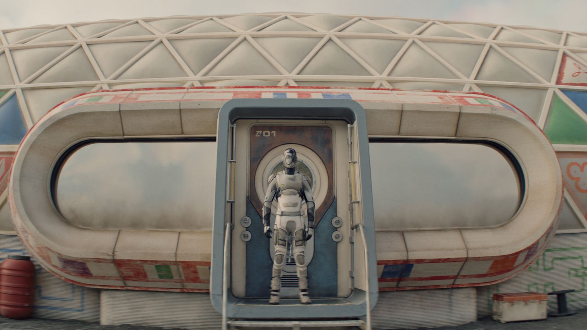 Murderbot episode 7 reacp: The crew engages in a trustbuilding game (Image Source - appletv)