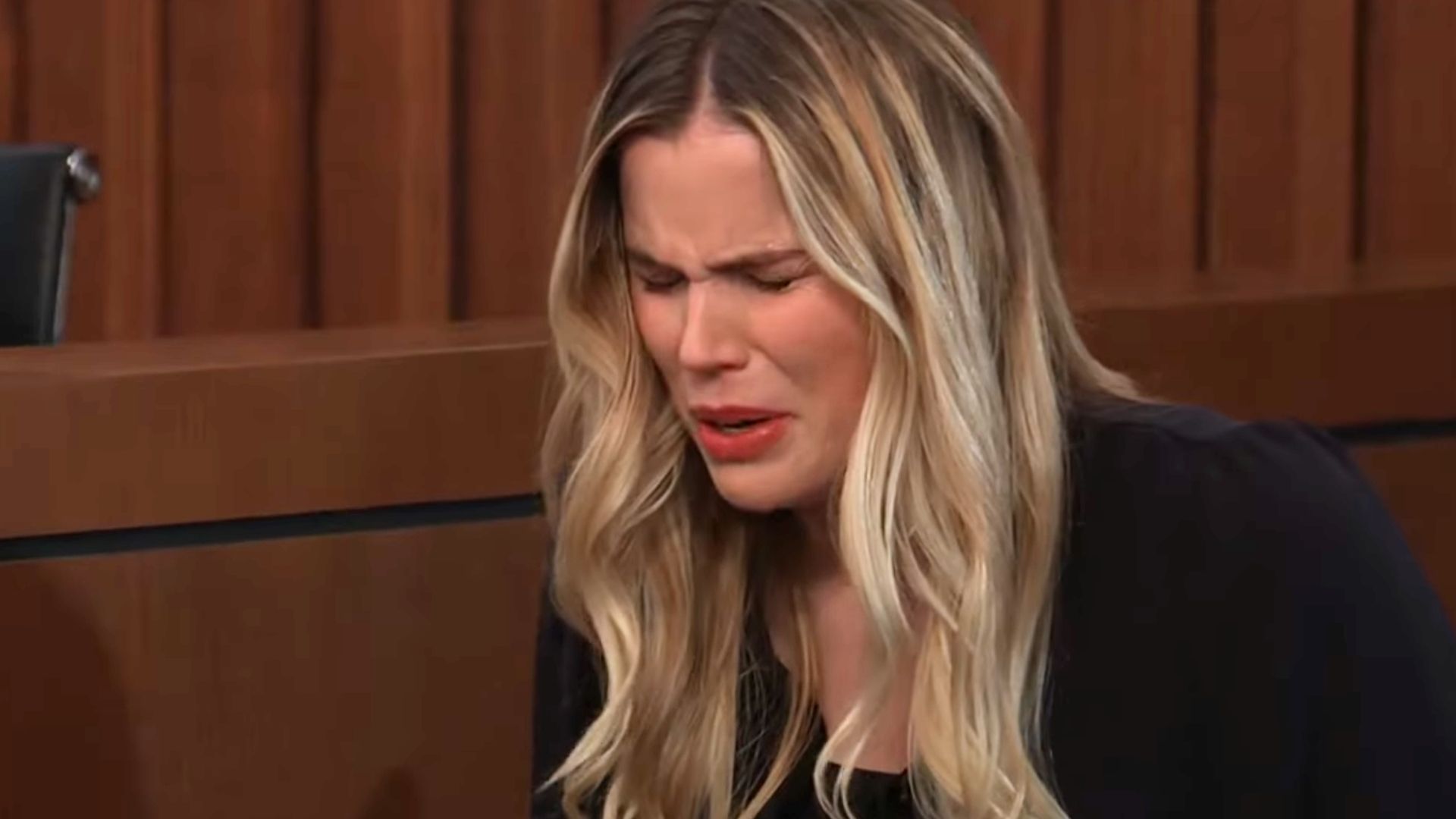 Sasha goes into labor on the stand on General Hospital | Image: ABC