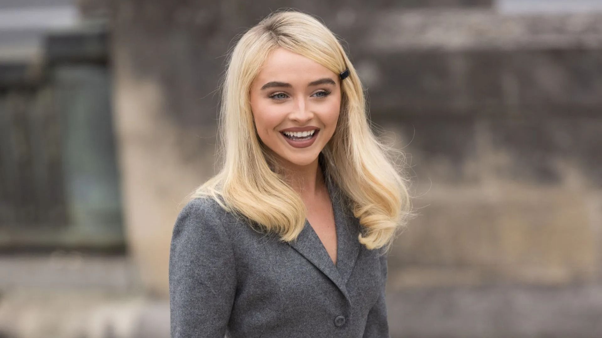 Sabrina Carpenter attends the Dior Homme Menswear Spring/Summer 2026 show - Source: Getty