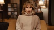 Kristen Bell in The Woman in the House Across the Street From the Girl in the Window | Image via YouTube/Netflix