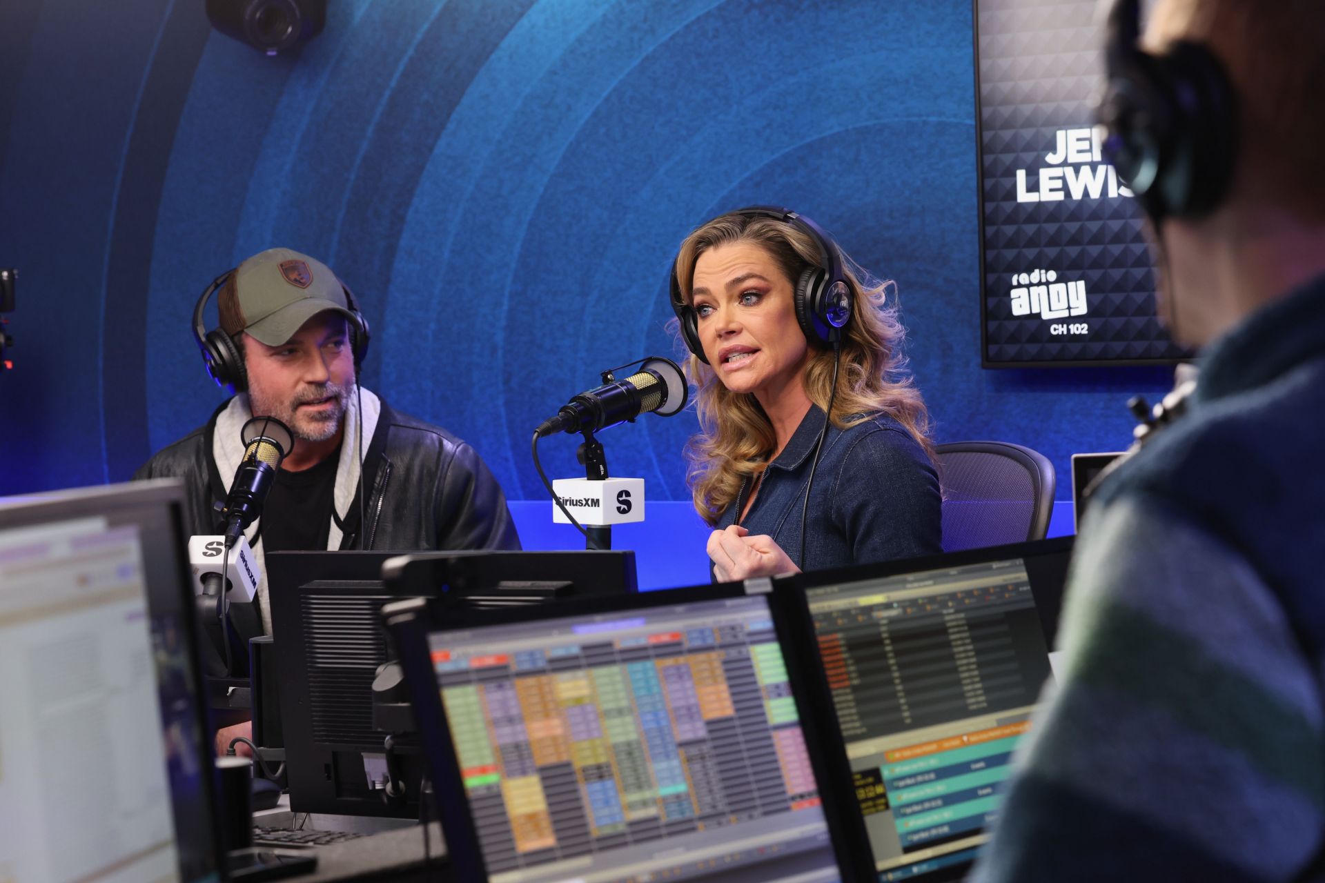 Denise Richards Visits The SiriusXM Studio - Source: Getty