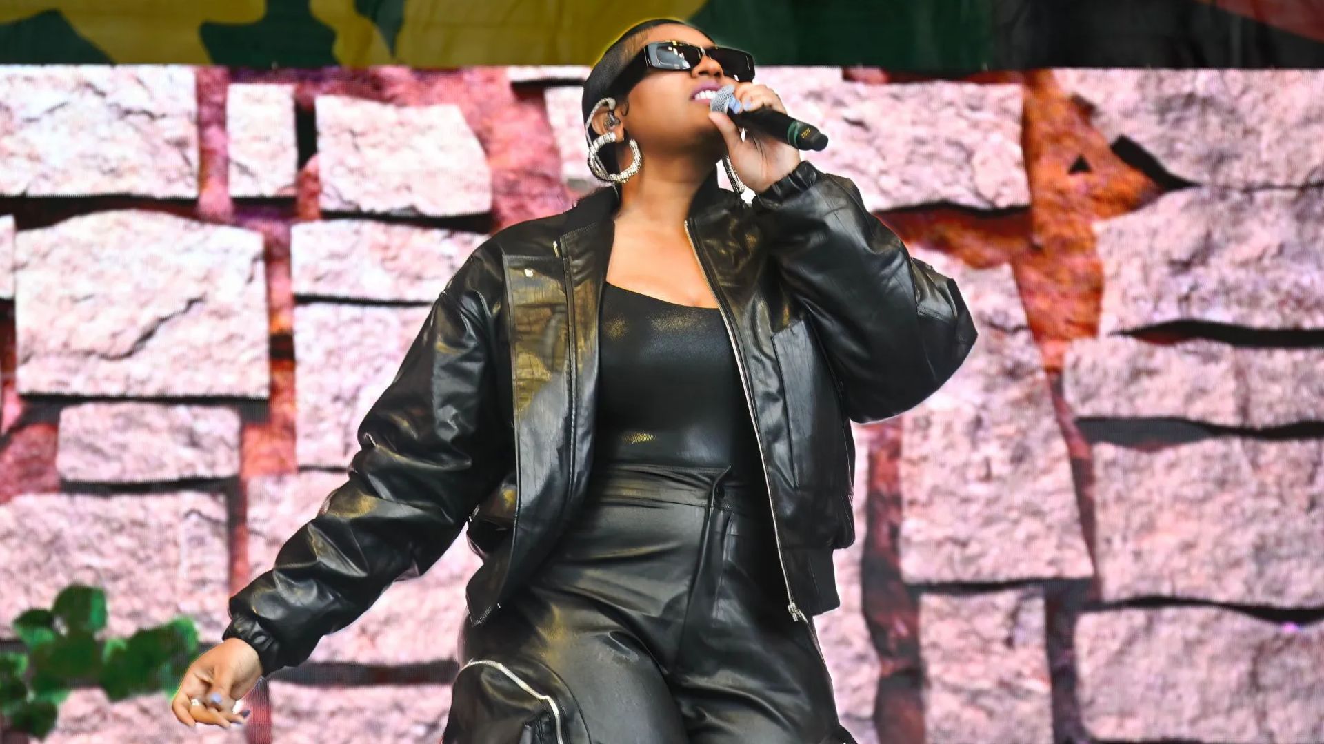 Jazmine Sullivan