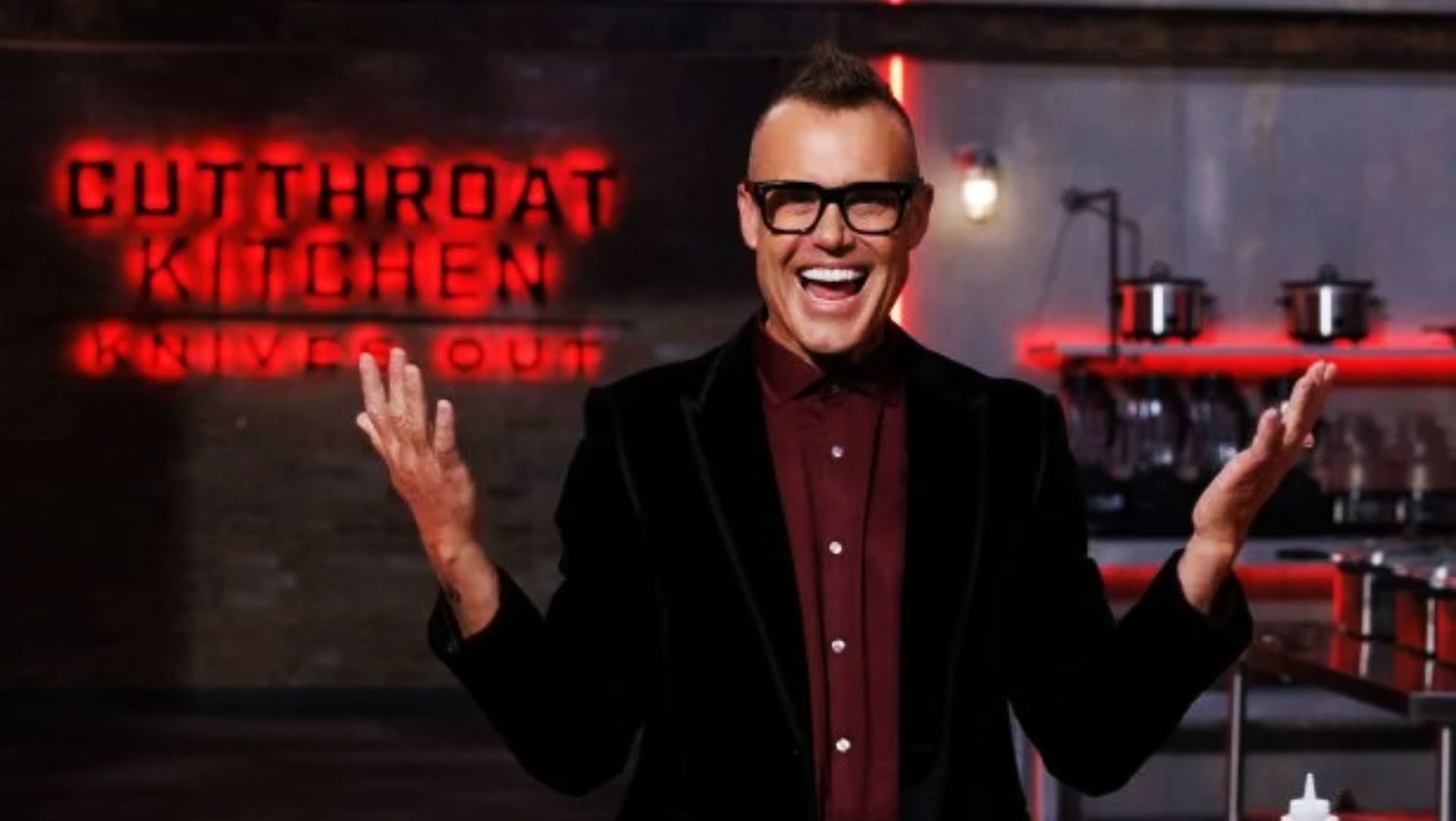 Cutthroat Kitchen: Knives Out host Brian Malarkey (image via Food Network)