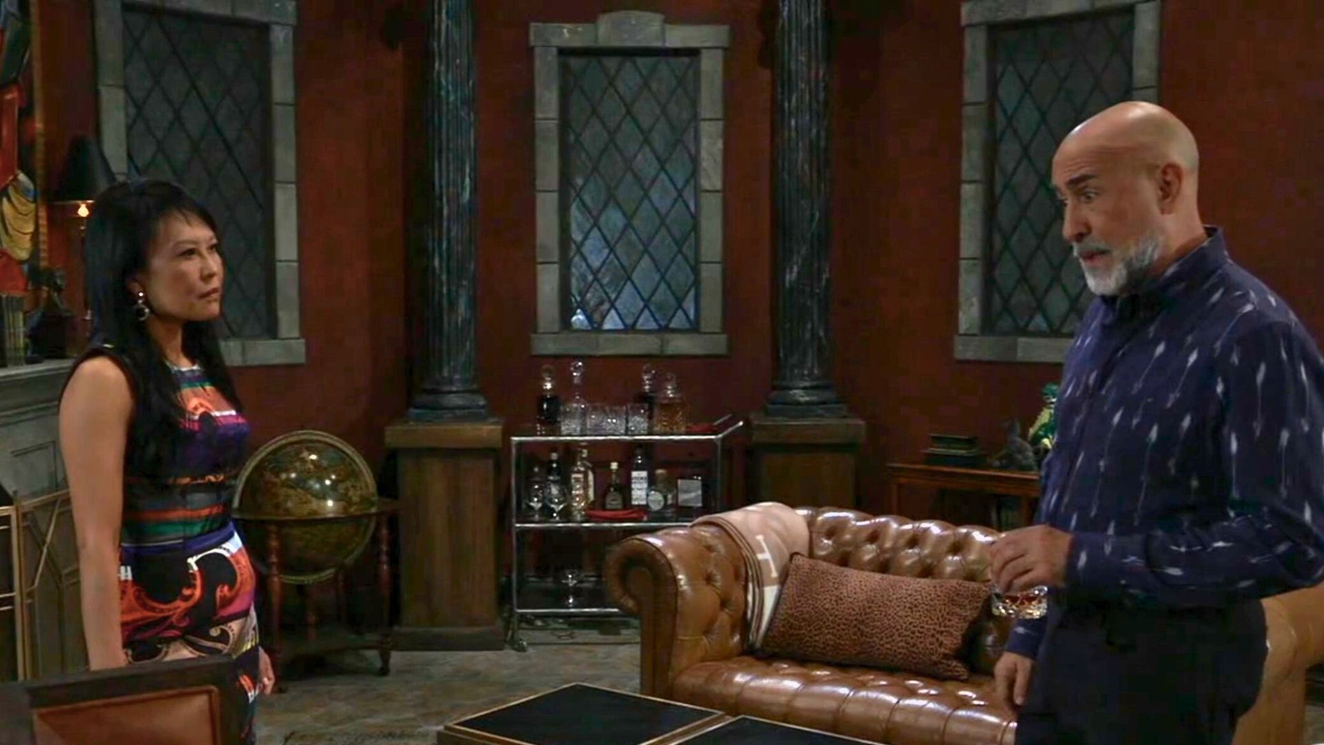 Sidwell frames Selina Wu for setting the fire at Charlie&#039;s on General Hospital | Image: ABC
