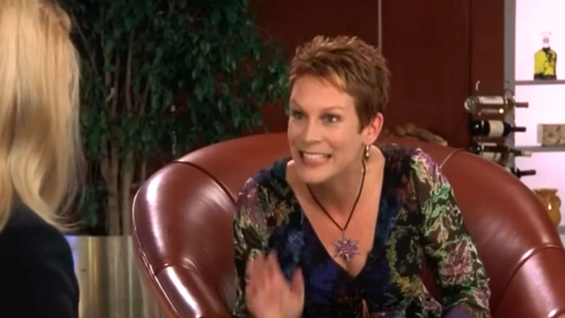 Jamie Lee Curtis in Freaky Friday | Image via Walt Disney Pictures