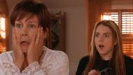 Jamie Lee Curtis and Lindsay Lohan in Freaky Friday | Image via Walt Disney Pictures