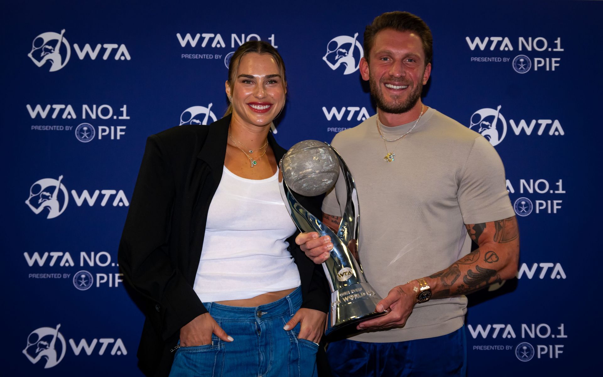 Aryna Sabalenka &amp; Georgios Frangulis (Image via Getty)
