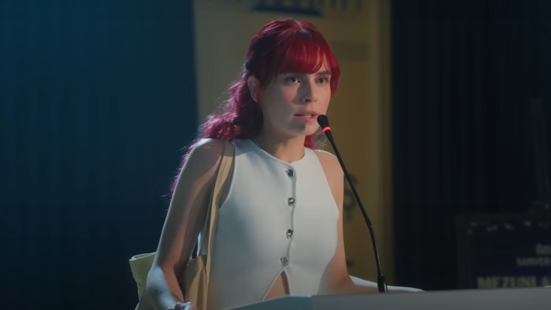 Letters from the Past (Image via YouTube/Netflix)