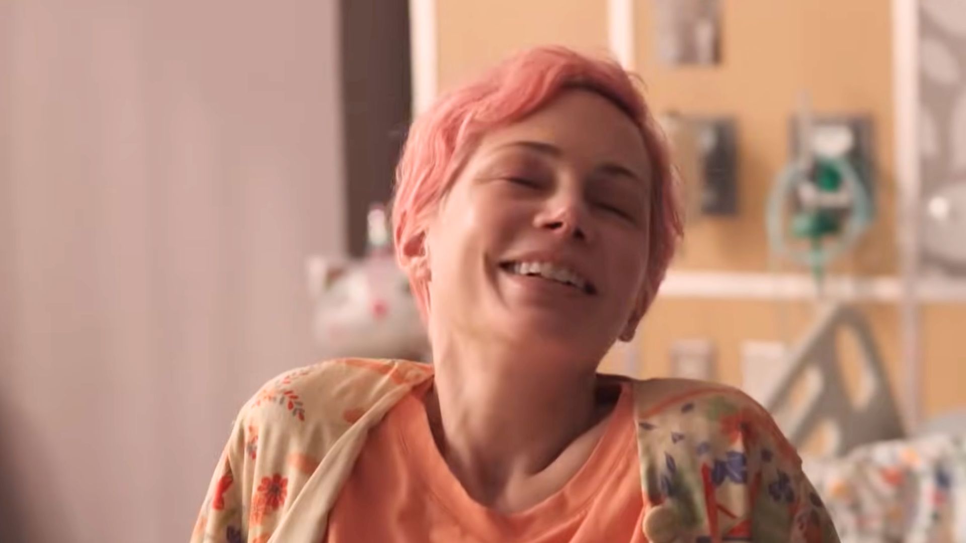 Michelle Williams in Dying for Sex | Image via 20th Television