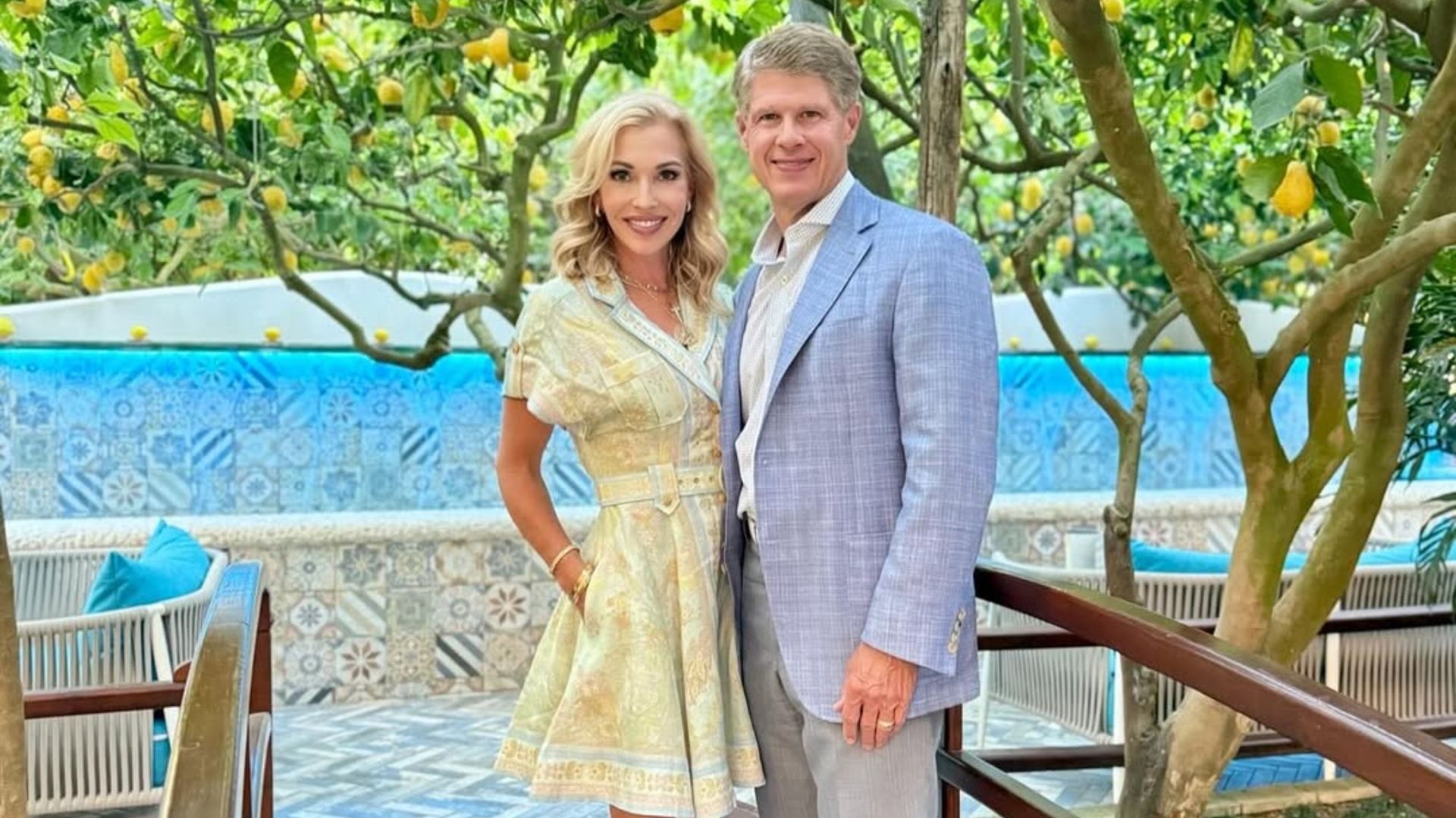 Clark Hunt and Tavia Hunt (Image via Instagram/@taviahunt)
