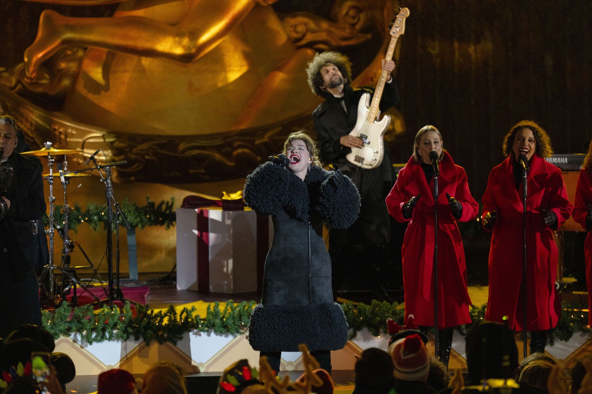 2024 Rockefeller Center Tree Lighting Ceremony - Source: Getty