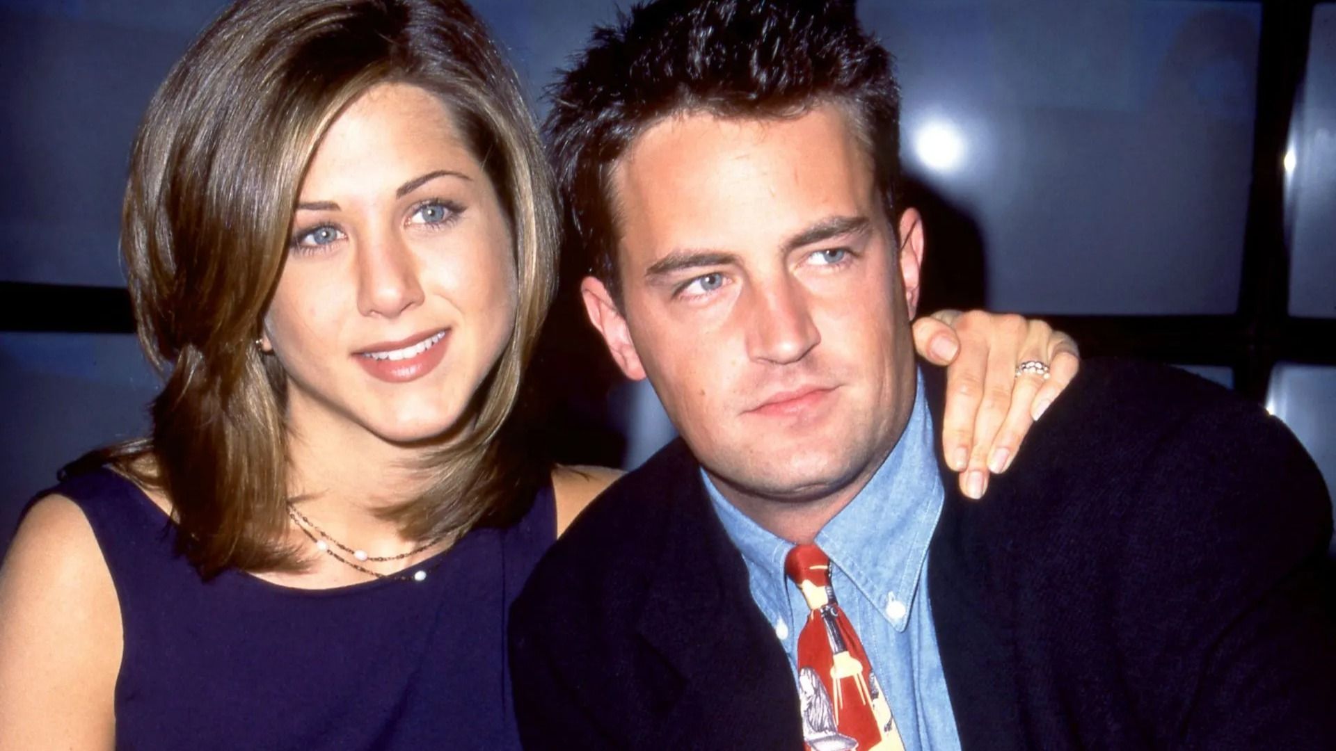 Jennifer Aniston and Matthew Perry attend the 1995 NBC Fall Preview circa 1995 - Source: Getty